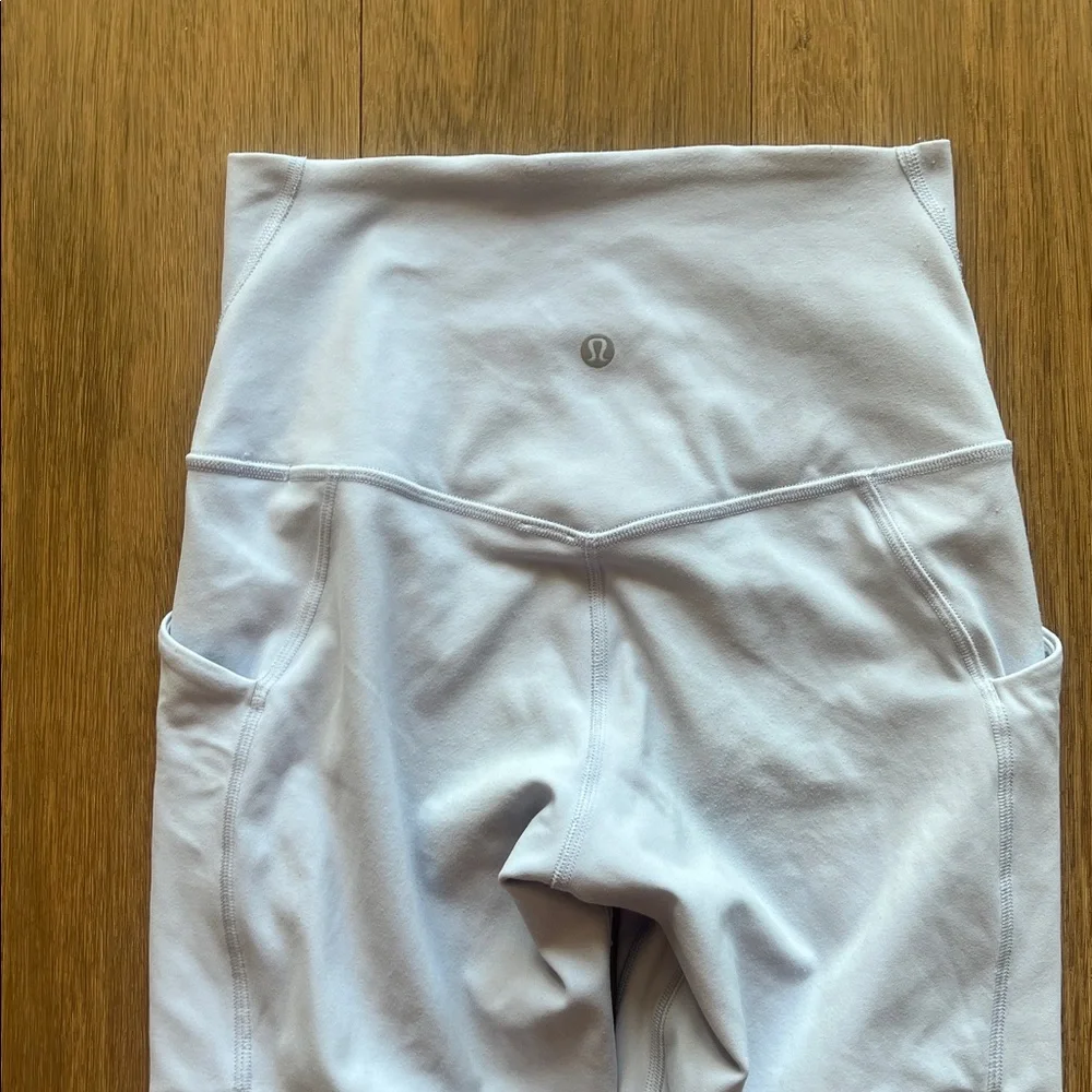 lululemon athletica stylish light